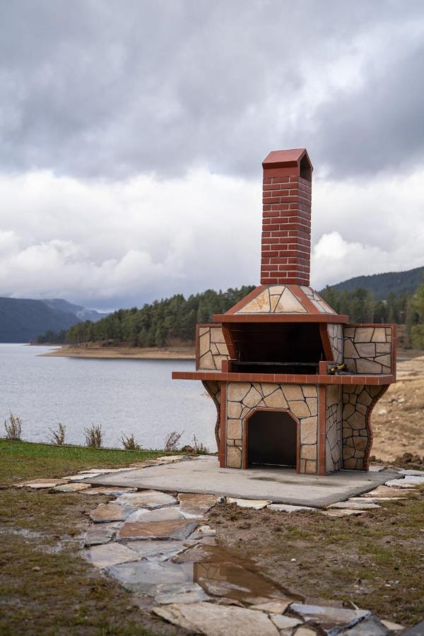 Къщи За Гости Иварос - Доспат Dospat Exterior photo