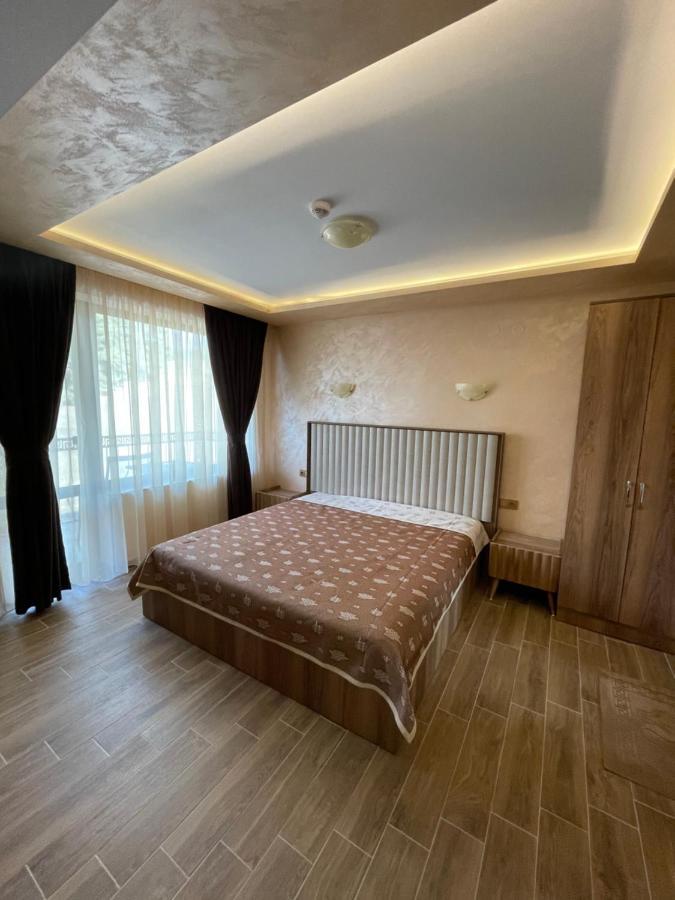 Къщи За Гости Иварос - Доспат Dospat Exterior photo