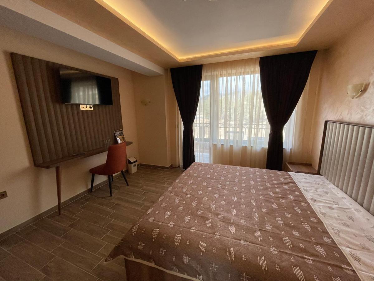 Къщи За Гости Иварос - Доспат Dospat Exterior photo